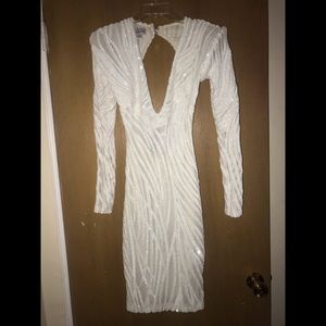 BRAND NEW fitted white dress